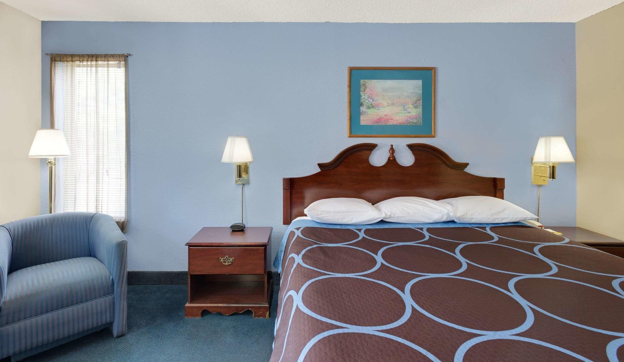 Super 8 By Wyndham Newburgh/west Point Stewart Intl Airport