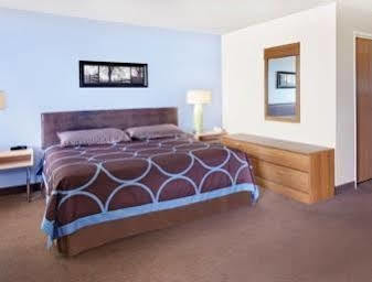 Super 8 By Wyndham Newburgh/west Point Stewart Intl Airport Motel 2*