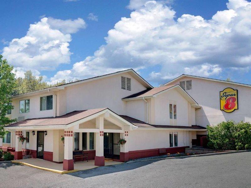 Motel Super 8 By Wyndham Newburgh/west Point Stewart Intl Airport